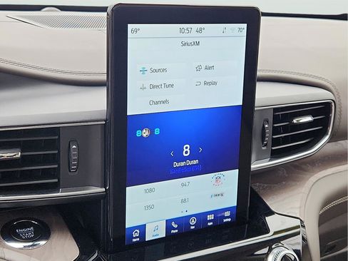 Certified 2023 Ford Explorer Platinum w/ Technology Package image 25