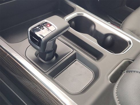 New 2026 Chevrolet Silverado 1500 LT Trail Boss w/ Convenience Package II image 16