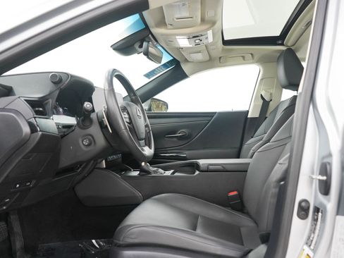 Used 2023 Lexus ES 250 w/ Premium Package AWD/4WD image 21