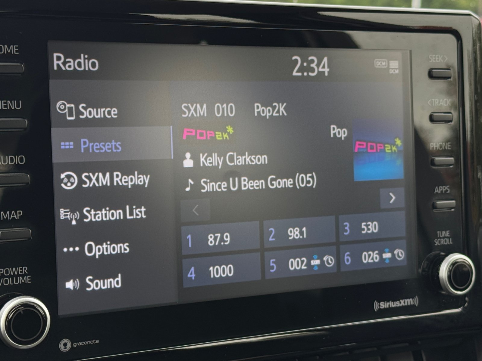 Used 2022 Toyota Corolla LE FWD image 4