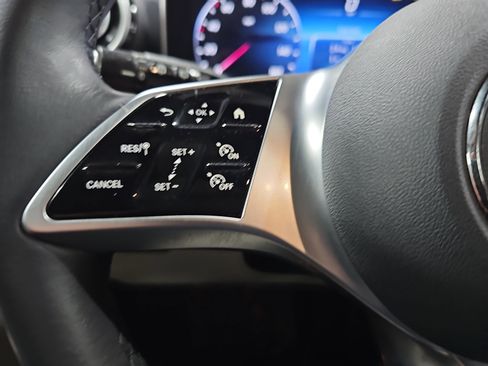 Certified 2024 Mercedes-Benz GLC 300 4MATIC image 19