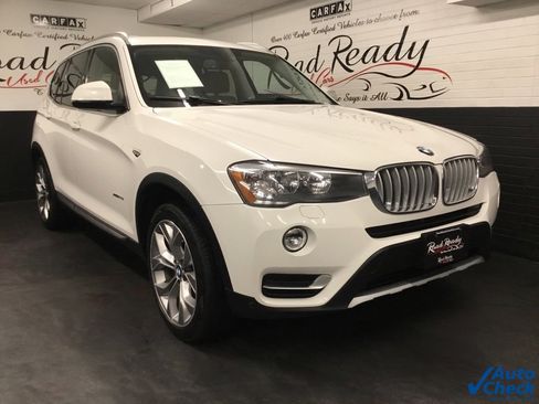 Used 2017 BMW X3 xDrive28i image 3