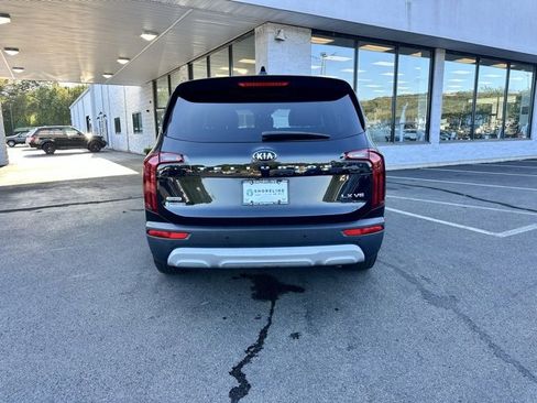 Used 2021 Kia Telluride LX image 6