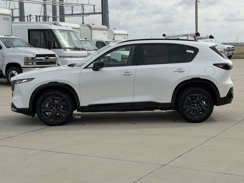 New 2026 MAZDA CX-5 2.5 S w/ Premium Package AWD/4WD image 8