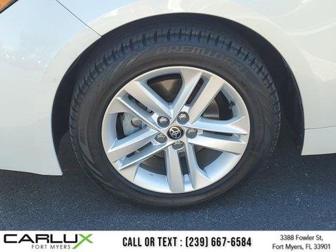 Used 2019 Toyota Corolla SE image 8