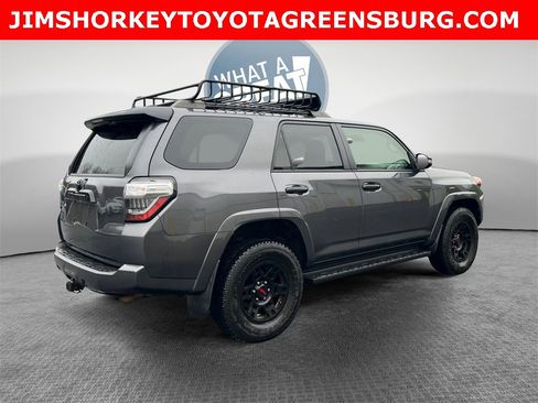 Used 2021 Toyota 4Runner Venture w/ Moonroof Package image 3