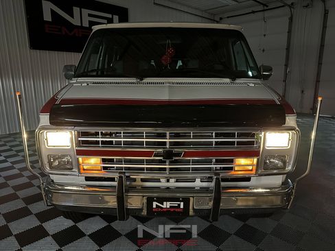 Used 1986 Chevrolet G20 image 53
