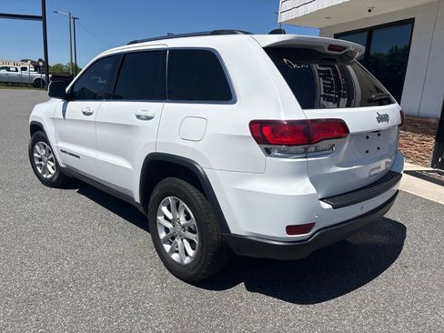 Used 2021 Jeep Grand Cherokee Laredo RWD image 6