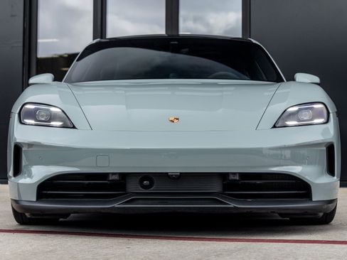 Certified 2025 Porsche Taycan 4S image 8