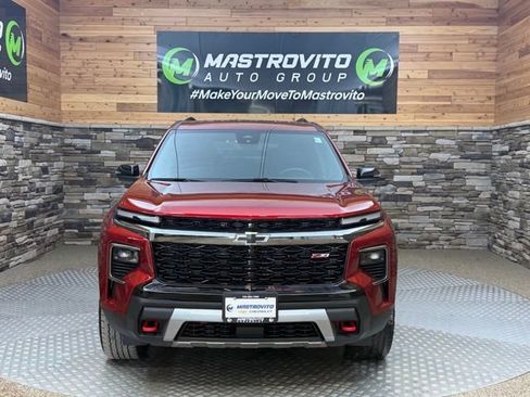 Used 2024 Chevrolet Traverse Z71 AWD/4WD image 5