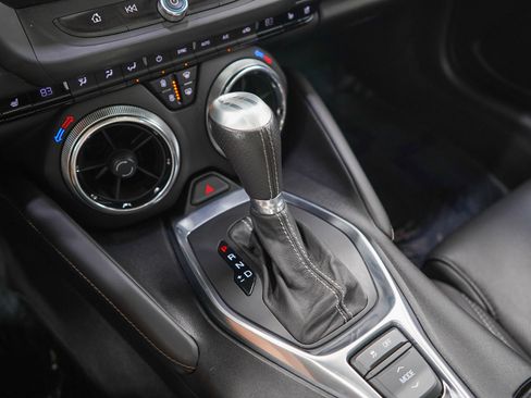 Used 2017 Chevrolet Camaro SS RWD image 21