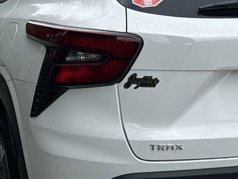 New 2026 Chevrolet Trax LT FWD image 6