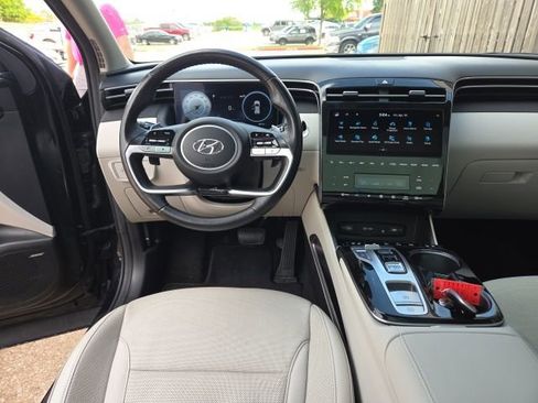 Used 2023 Hyundai Tucson Limited image 8