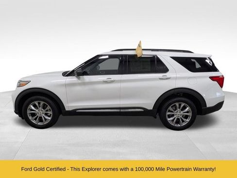 Certified 2022 Ford Explorer XLT w/ Equipment Group 202A AWD/4WD image 1