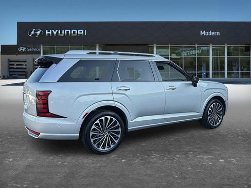 Used 2026 Hyundai Palisade Calligraphy AWD/4WD image 3