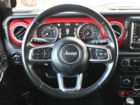 Used 2019 Jeep Wrangler Unlimited Rubicon AWD/4WD image 17