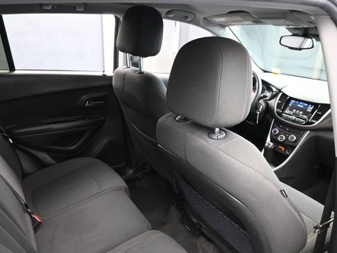 Used 2021 Chevrolet Trax LS w/ Tint and Cruise Package FWD image 40