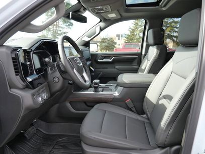 New 2026 GMC Sierra 1500 SLT w/ SLT Premium Plus Package