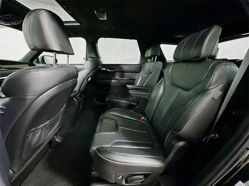 Used 2024 Hyundai Palisade Calligraphy image 17