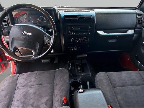 Used 2005 Jeep Wrangler X AWD/4WD image 15