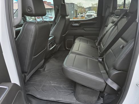 Used 2022 GMC Sierra 1500 Elevation w/ Elevation Premium Package AWD/4WD image 31