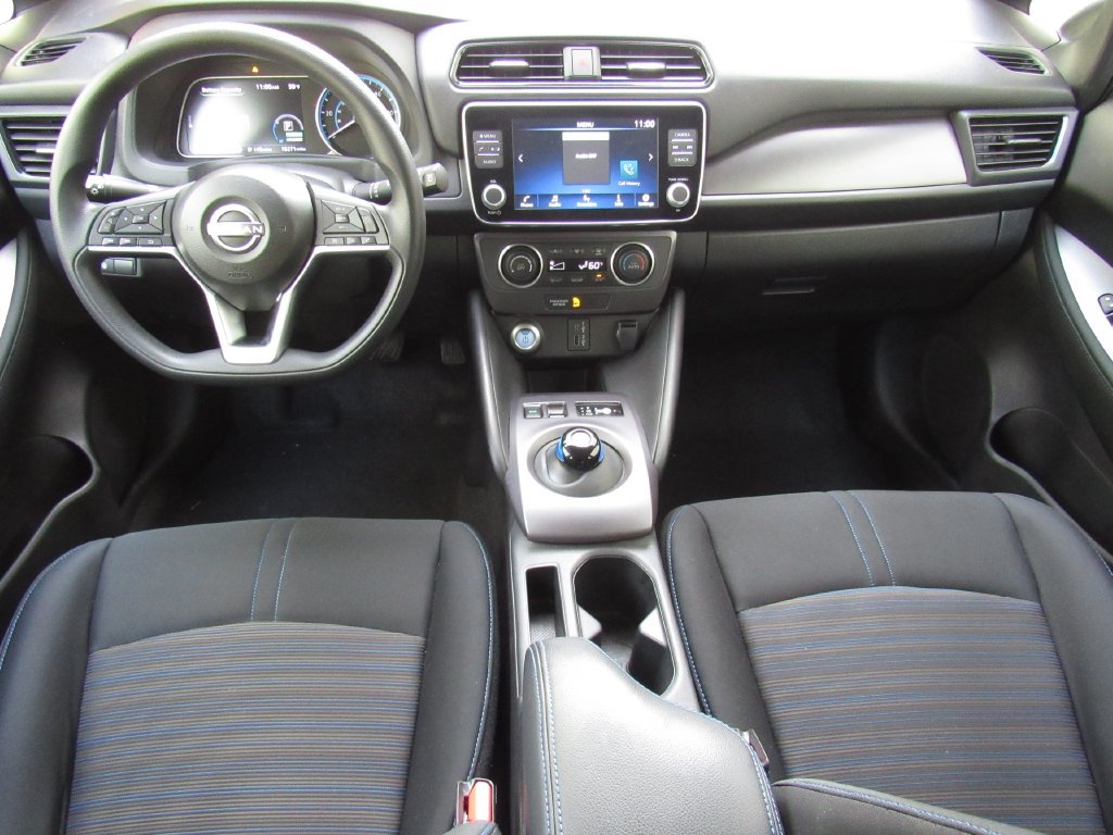 Used 2025 Nissan Leaf S FWD image 28