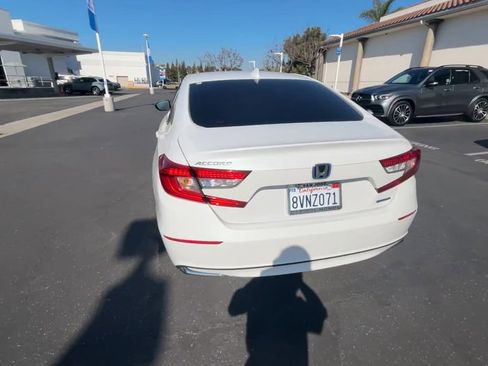 Certified 2021 Honda Accord Hybrid image 7