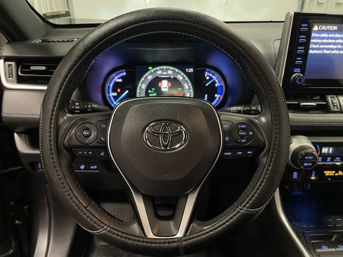 Used 2020 Toyota RAV4 XSE w/ XSE Grade Weather Package image 23