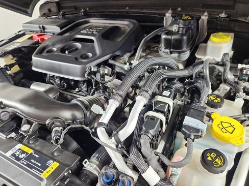 Used 2023 Jeep Wrangler Unlimited image 16