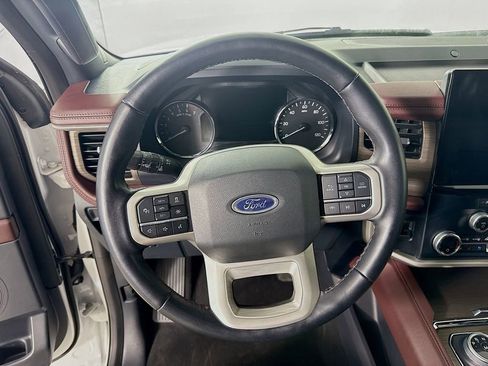 Used 2024 Ford Expedition Max Limited image 12