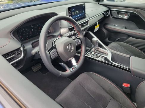 Certified 2025 Acura ADX A-Spec image 18