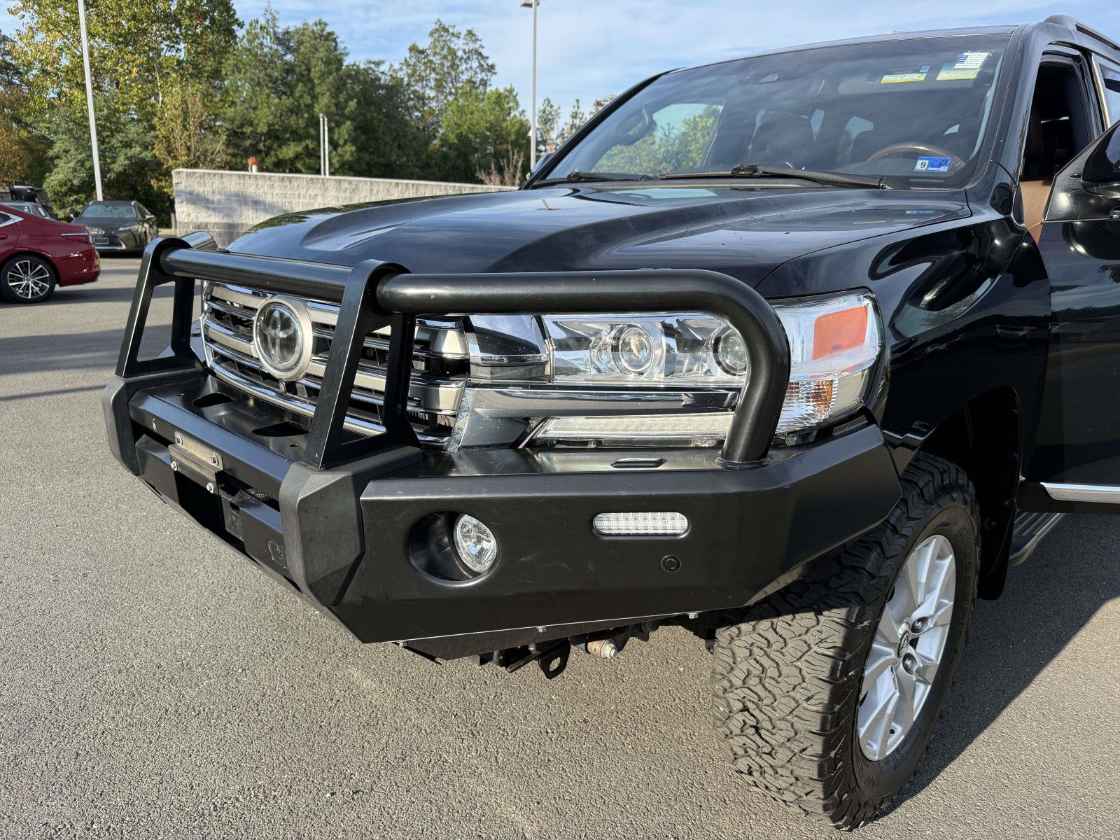 Used 2017 Toyota Land Cruiser AWD/4WD image 31