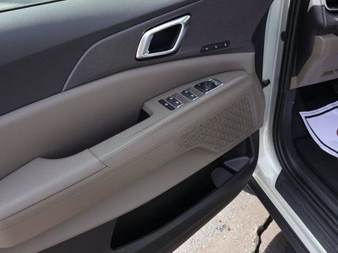 New 2026 Kia Carnival EX FWD image 16
