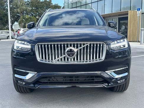 New 2025 Volvo XC90 B6 Plus w/ Protection Package Premier image 6
