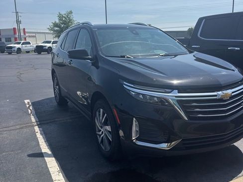 Used 2023 Chevrolet Equinox Premier AWD/4WD image 3