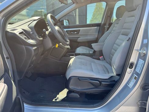 Used 2018 Honda CR-V LX image 3