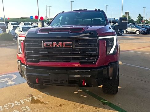 Used 2024 GMC Sierra 2500 AT4X AWD/4WD image 3