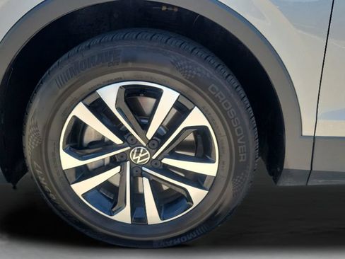 Used 2022 Volkswagen Tiguan S FWD image 24