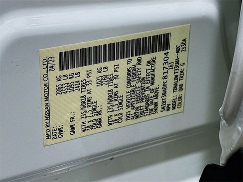 Used 2023 Nissan Rogue SV image 31