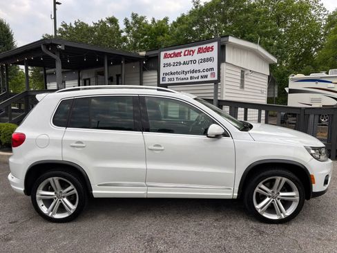 Used 2015 Volkswagen Tiguan R-Line AWD/4WD image 2