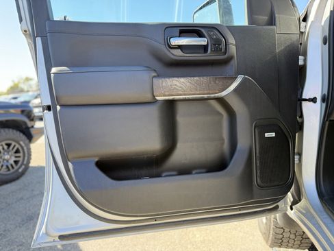 Used 2022 GMC Sierra 2500 Denali image 15