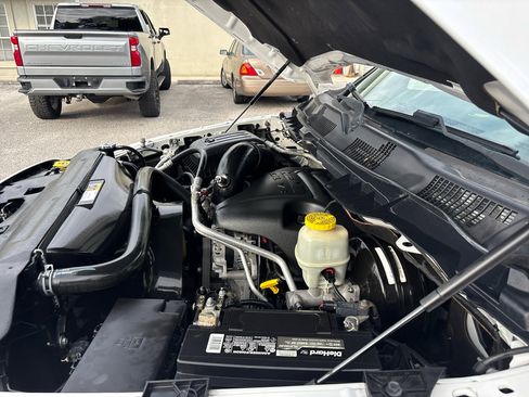 Used 2018 RAM 1500 Express w/ Express Value Package image 28