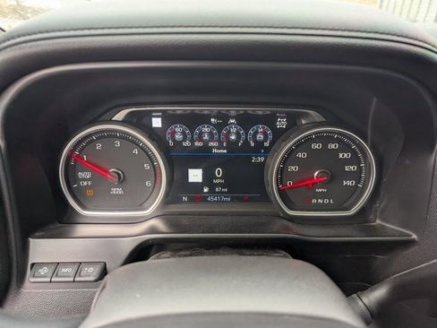 Used 2021 Chevrolet Silverado 1500 High Country w/ Technology Package image 27