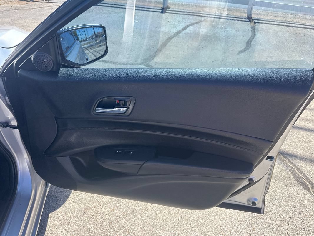 Used 2015 Acura ILX FWD image 26