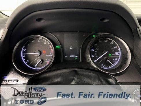 Used 2022 Toyota Camry SE w/ Convenience Package image 47