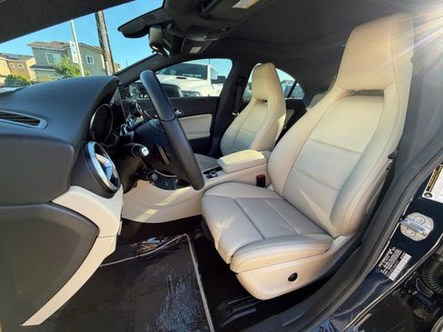 Used 2018 Mercedes-Benz CLA 250 image 12