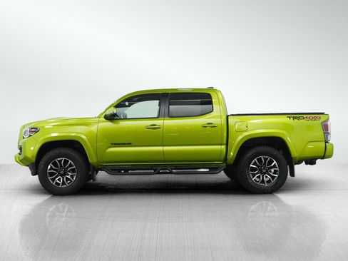 Used 2023 Toyota Tacoma TRD Sport w/ Advanced Technology Package AWD/4WD image 2