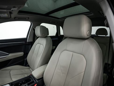 Certified 2023 Audi Q3 2.0T Premium Plus w/ Premium Plus Package image 14