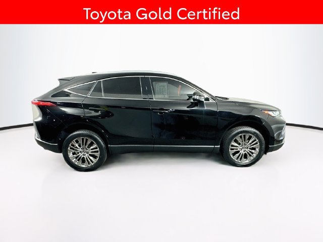 Used 2024 Toyota Venza XLE AWD/4WD image 9