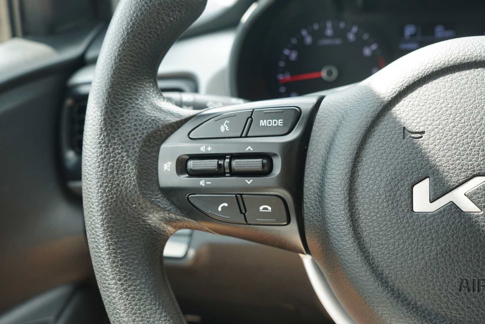 Used 2022 Kia Rio S FWD image 15